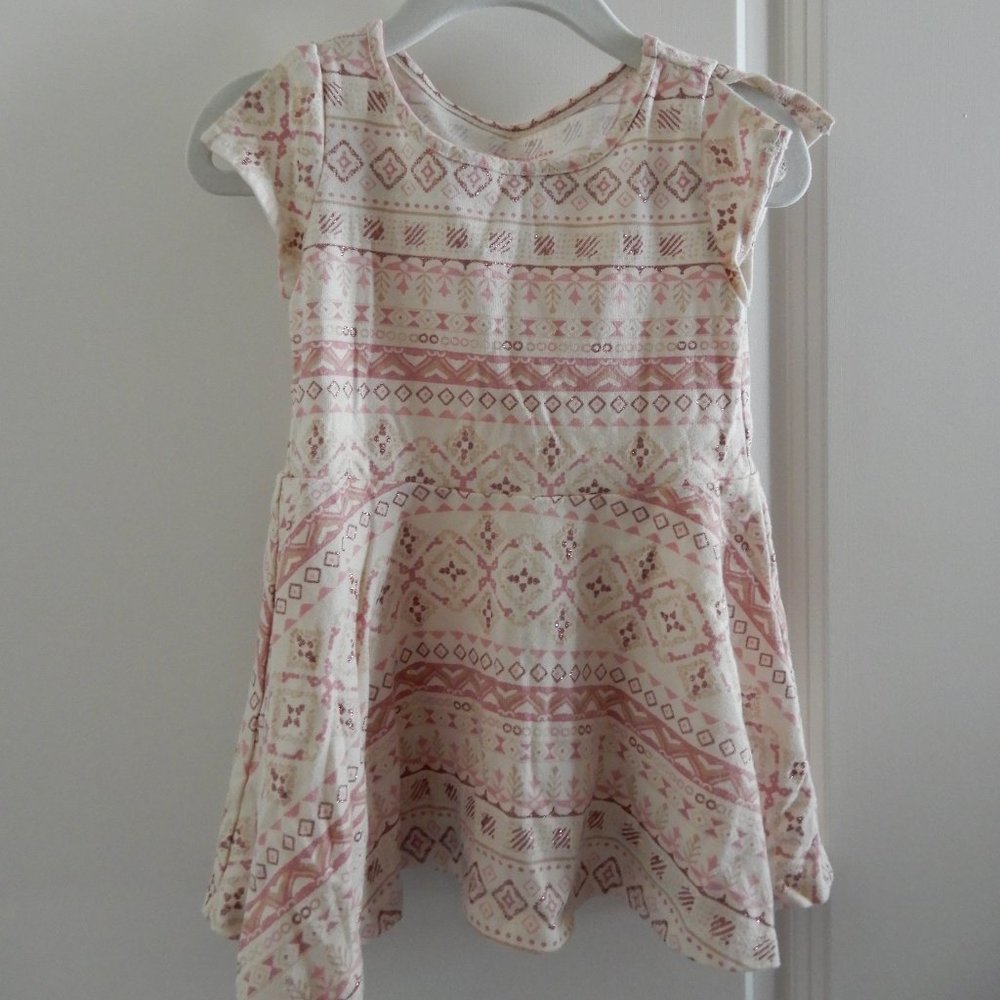 Cute, light weight dress